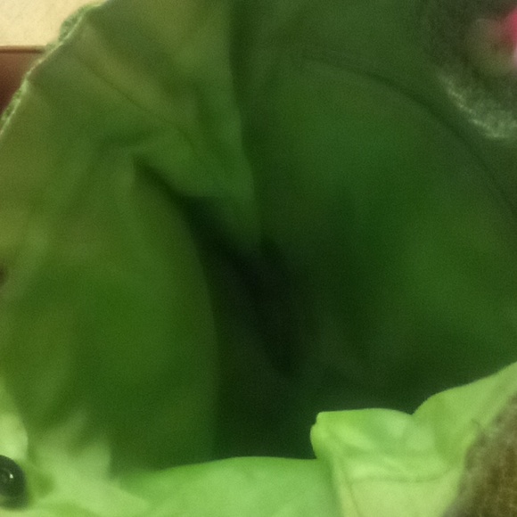 Vintage crocheted purse w/rattan handles (straps) - Picture 5 of 8